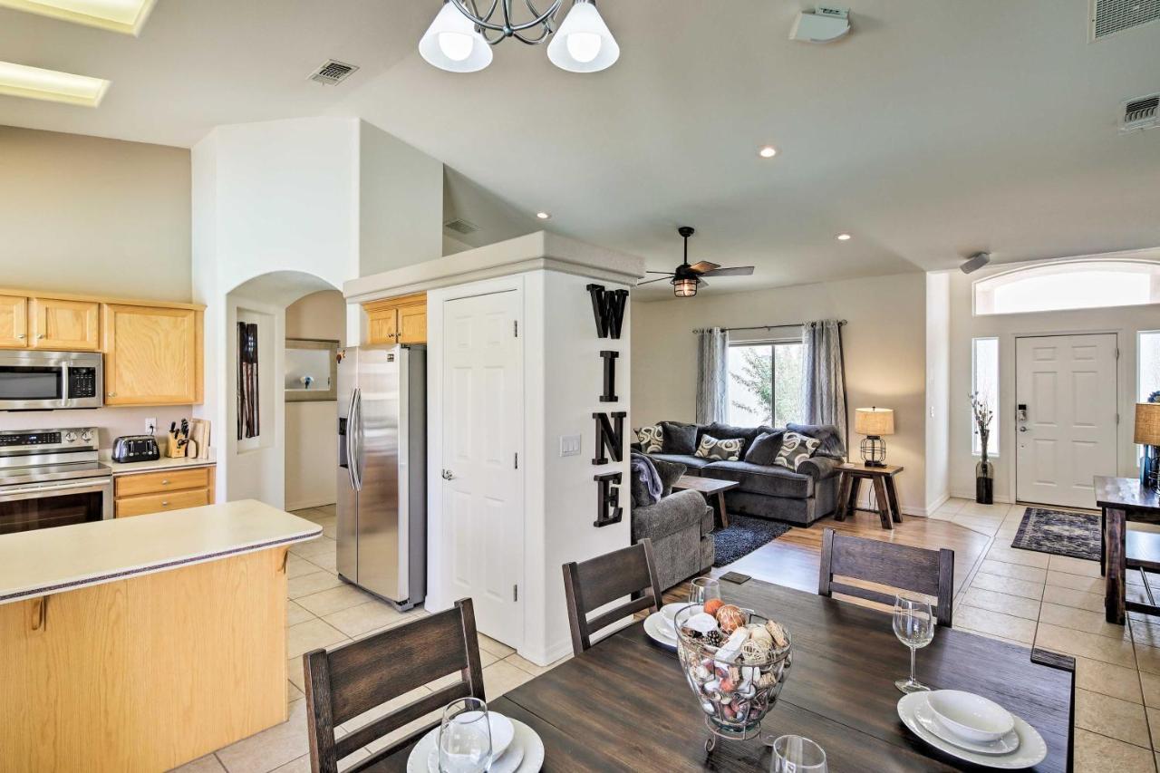 Elegant Lake Havasu Getaway With Pool - 3 Mi To Lake Lake Havasu City Exterior photo